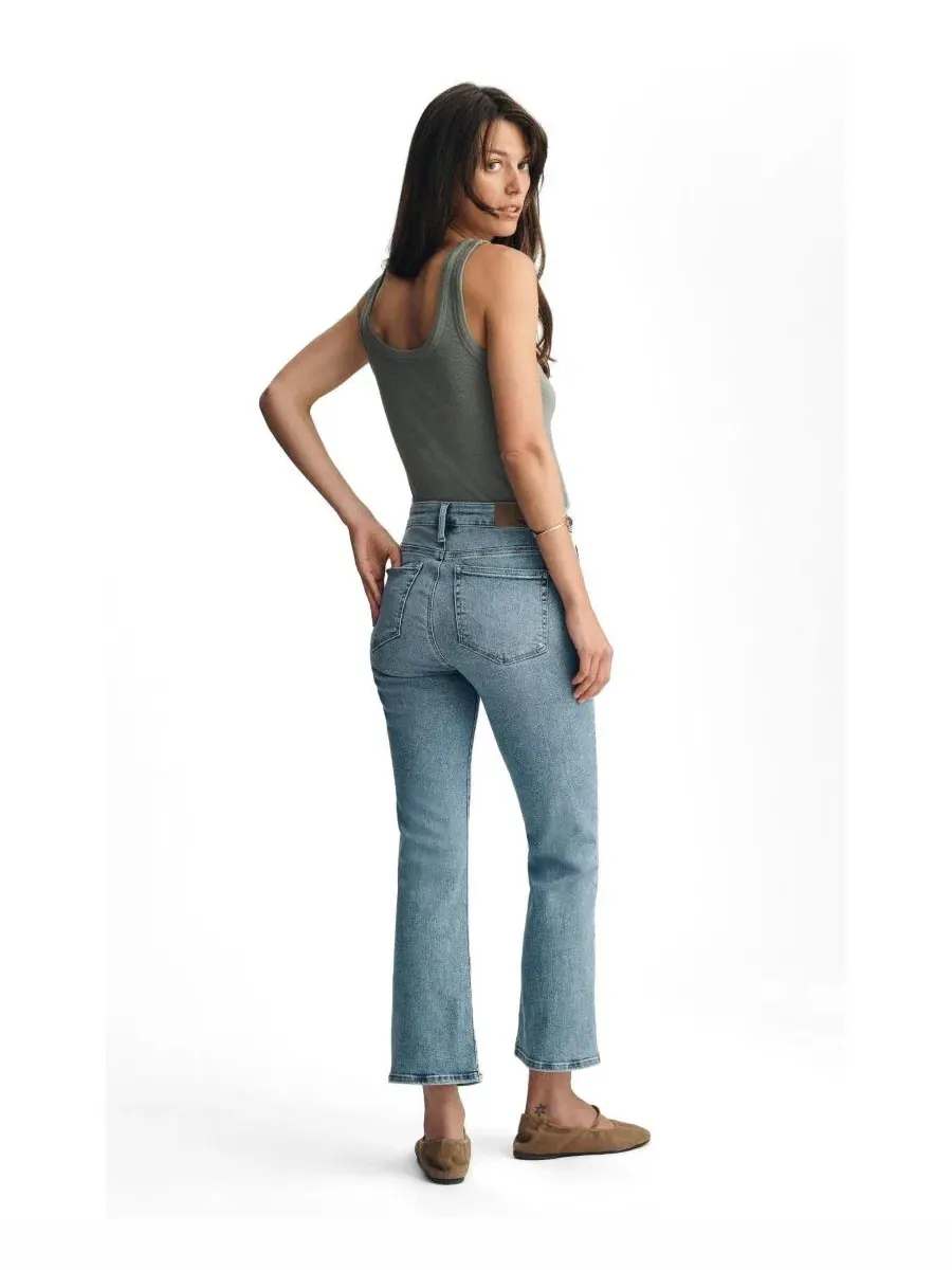 Джинсы клеш с заниженной посадкой Anika Mid Rise Cropped Flare Mavi Jeans — изображение 3 из 6, синий