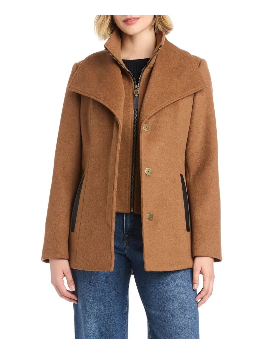 Женское короткое шерстяное пальто с несъемным нагрудником Vince Camuto — изображение 3 из 4, верблюжий