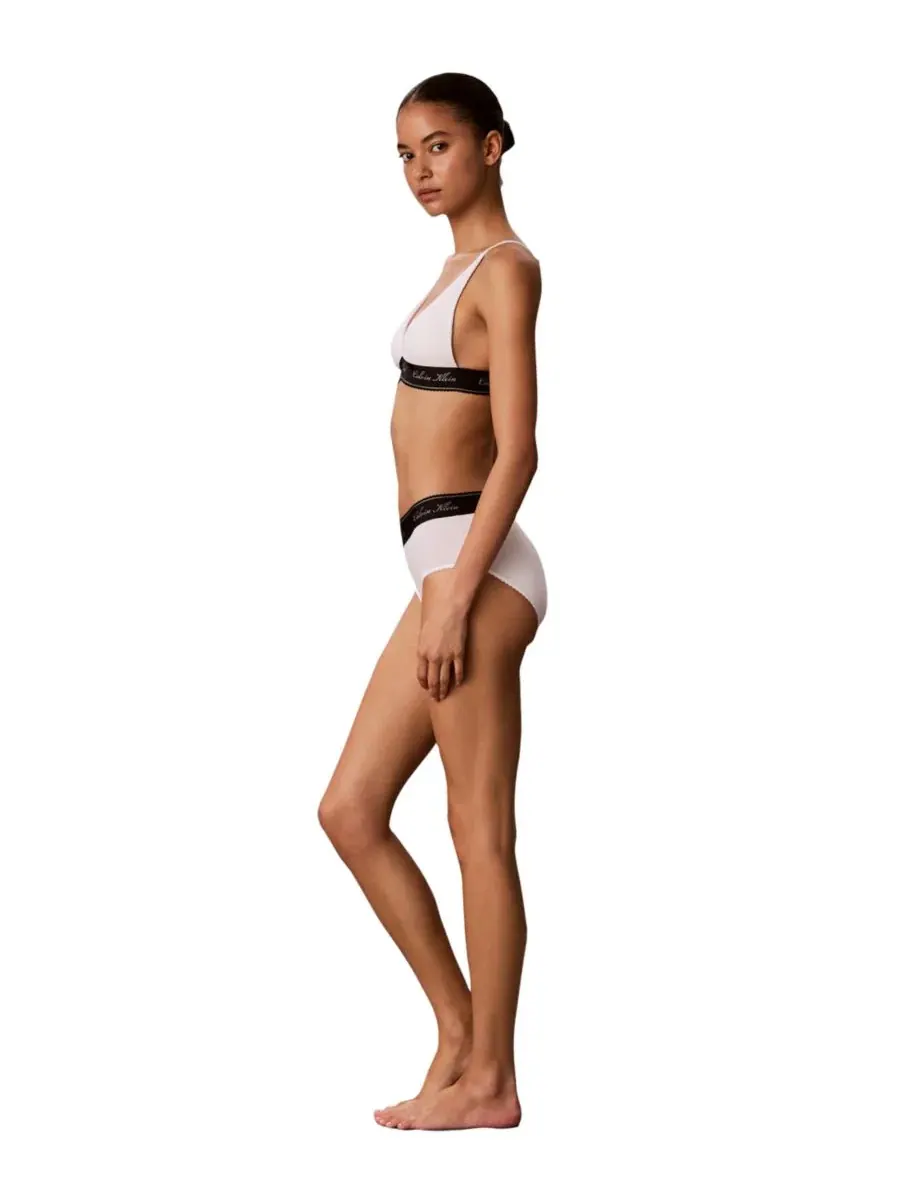Бюстгальтер треугольной формы без косточек Icon Cotton-Modal Script Calvin Klein — изображение 3 из 10, белый