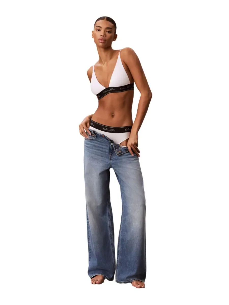 Бюстгальтер треугольной формы без косточек Icon Cotton-Modal Script Calvin Klein — изображение 4 из 10, белый
