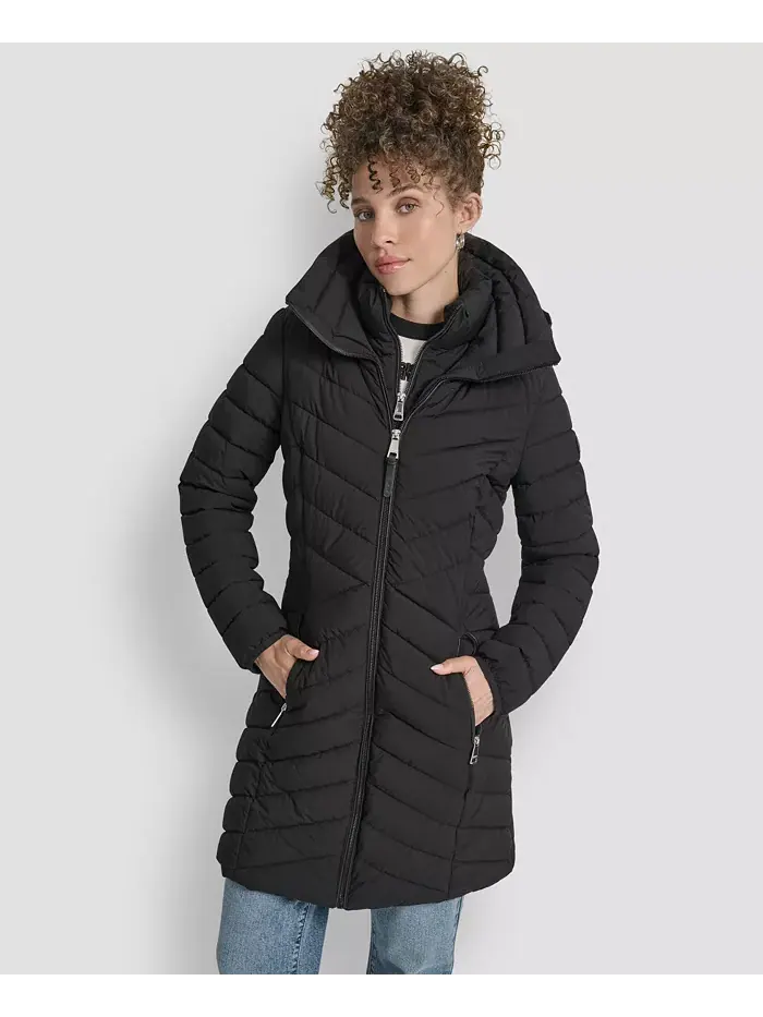 Женское стеганое пальто с комбинацией карманов DKNY — изображение 1 из 6, черный