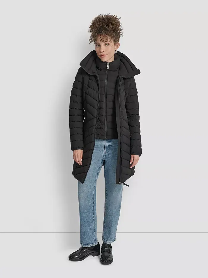 Женское стеганое пальто с комбинацией карманов DKNY — изображение 4 из 6, черный