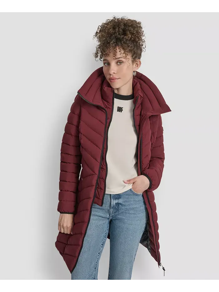 Женское стеганое пальто с комбинацией карманов DKNY — изображение 6 из 6, бордо