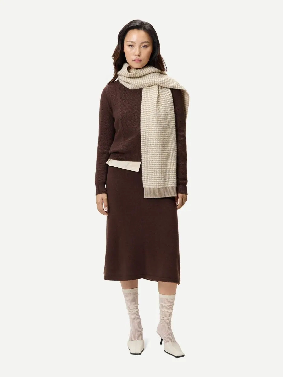 Женский укороченный кашемировый свитер с круглым вырезом Gobi Cashmere — изображение 7 из 7, нет цвета
