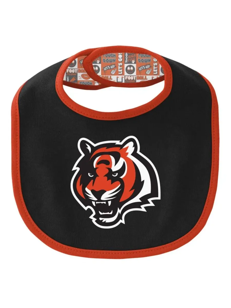 Комплект для новорожденных с боди и слюнявчиком и шапкой Cincinnati Bengals Dynamic Duo Outerstuff — изображение 4 из 5