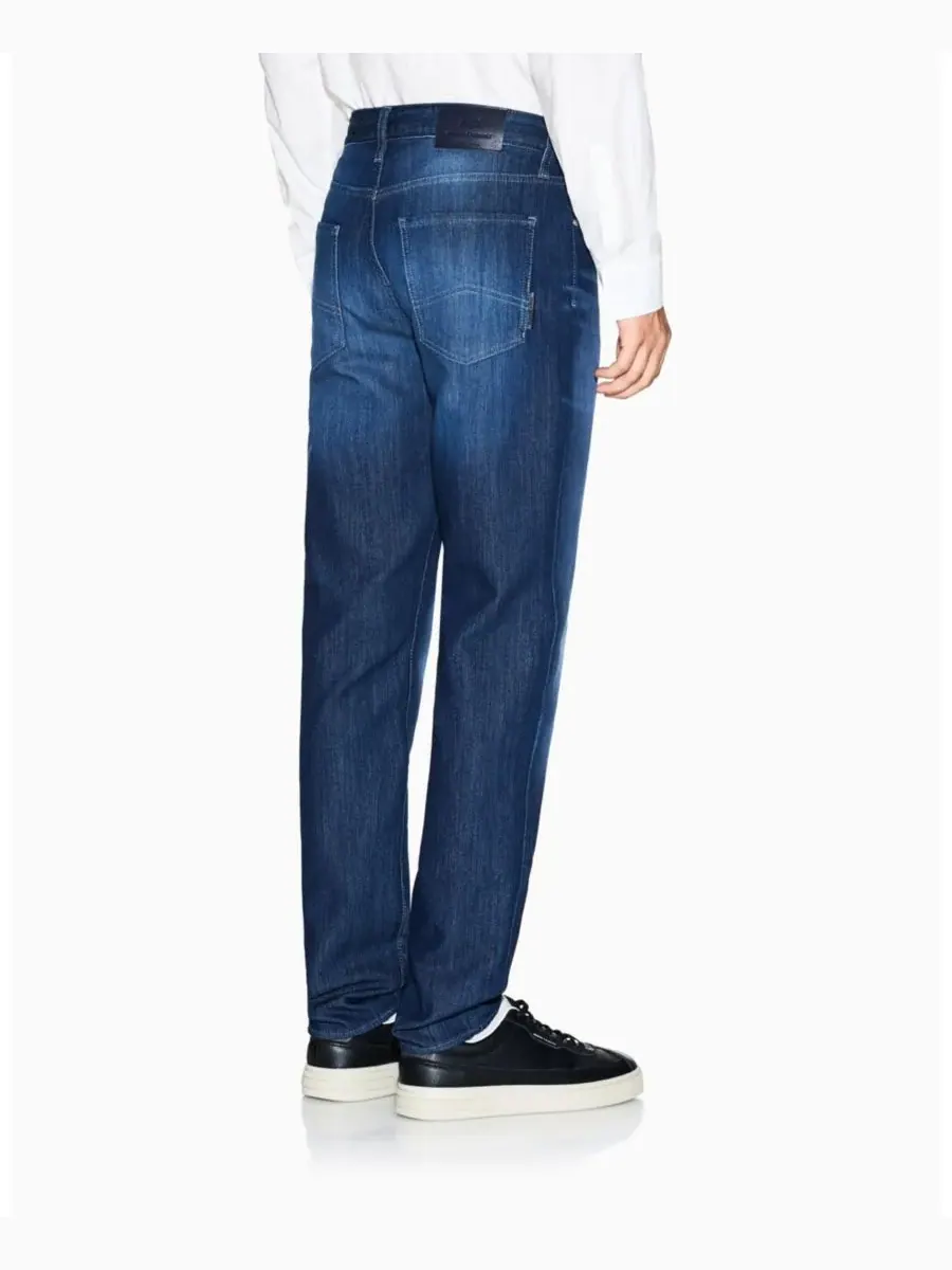 Мужские джинсы J14 Slim Fleece Stretch Denim A|X Armani Exchange — изображение 4 из 6