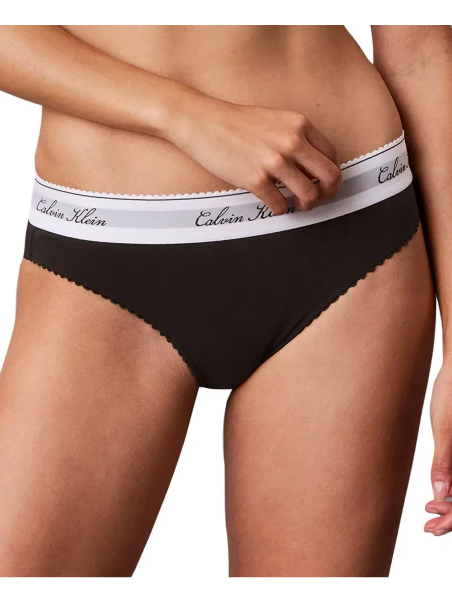 Трусы-бикини с логотипом и мягким поясом Calvin Klein — изображение 1 из 4, черный