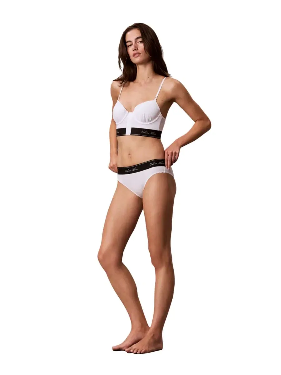Трусы-бикини Calvin Klein Icon Cotton-Modal Blend Script Bikini, QF9073 — изображение 6 из 10, белый