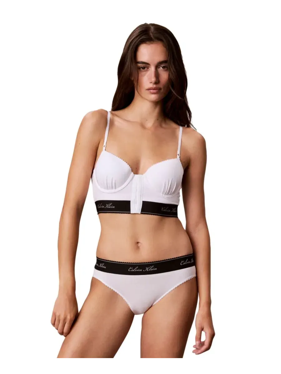 Трусы-бикини Calvin Klein Icon Cotton-Modal Blend Script Bikini, QF9073 — изображение 8 из 10, белый