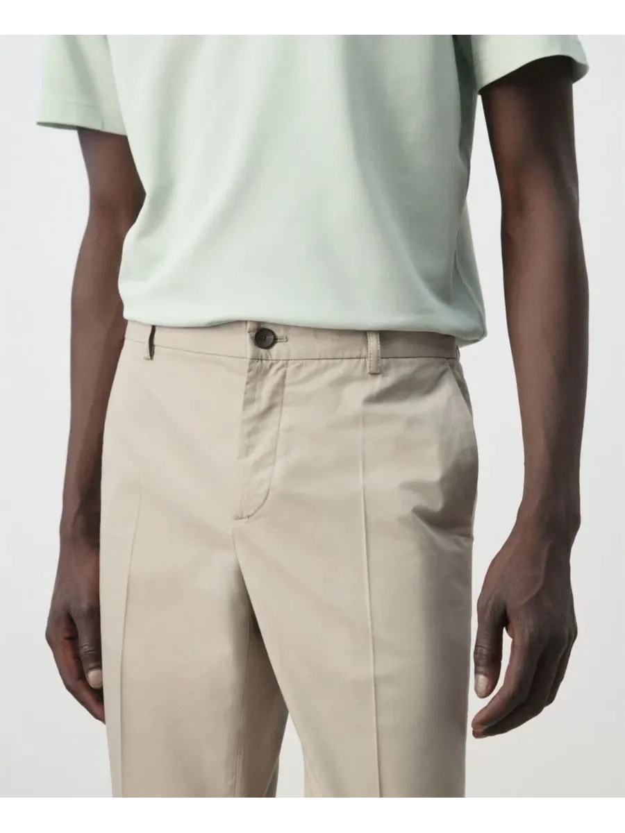 Брюки зауженные укороченные из хлопка и лиоцелла Slim Fit MANGO — изображение 6 из 7, коричневый