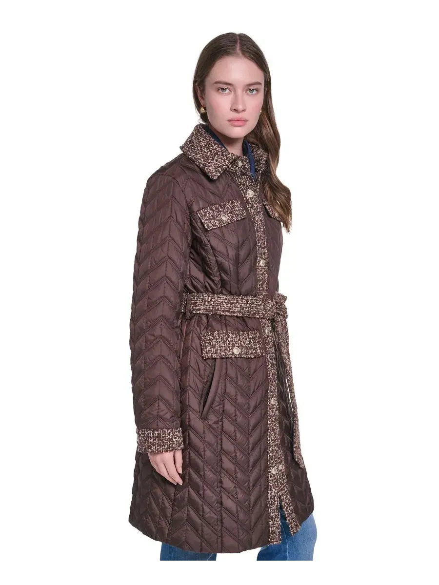 Женское длинное стеганое пальто с поясом, модель Agness Quilt Coat KARL LAGERFELD PARIS — изображение 4 из 8, ява