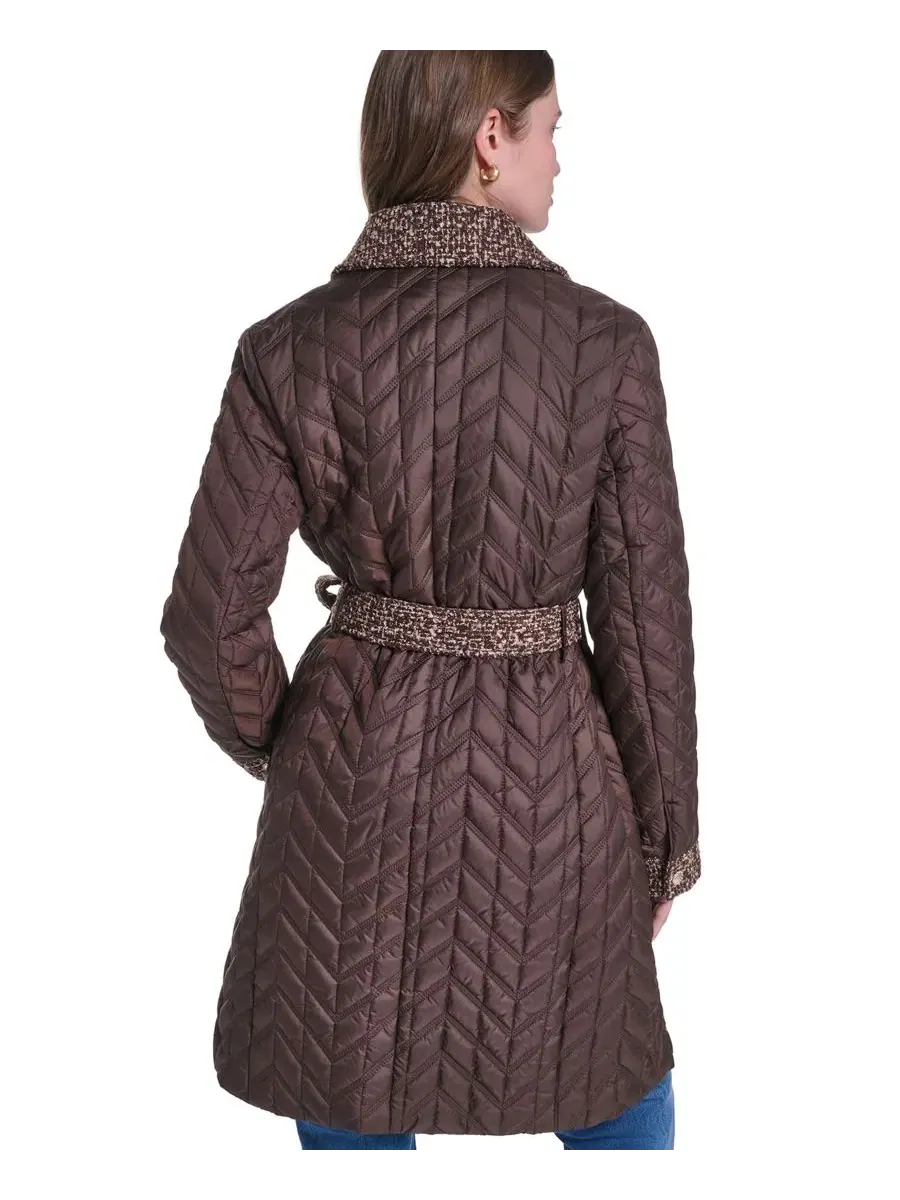 Женское длинное стеганое пальто с поясом, модель Agness Quilt Coat KARL LAGERFELD PARIS — изображение 8 из 8, ява