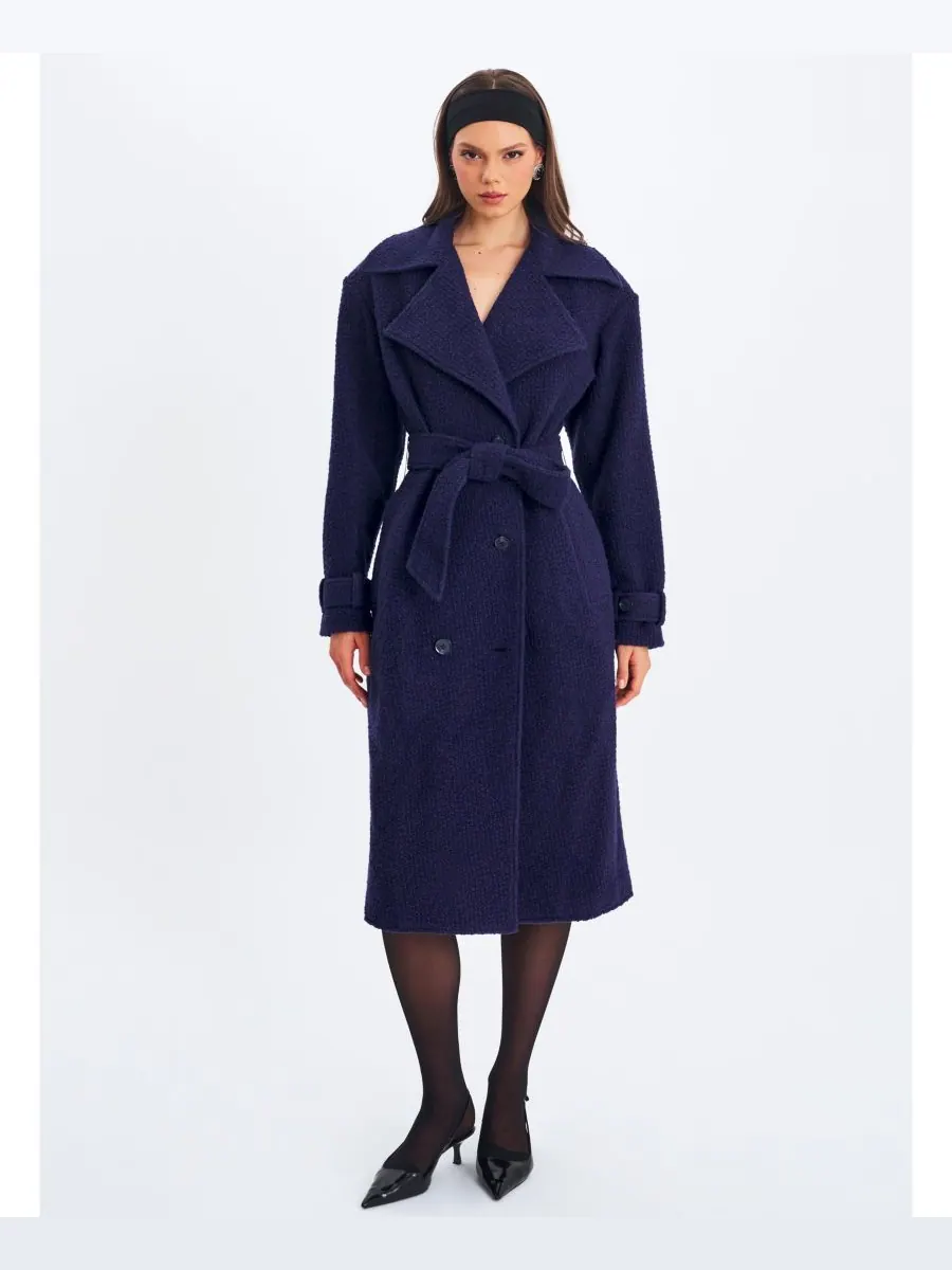 Женское двубортное пальто Jaelyn из шерстяной смеси темно-синего цвета с поясом Miss Circle — изображение 5 из 10