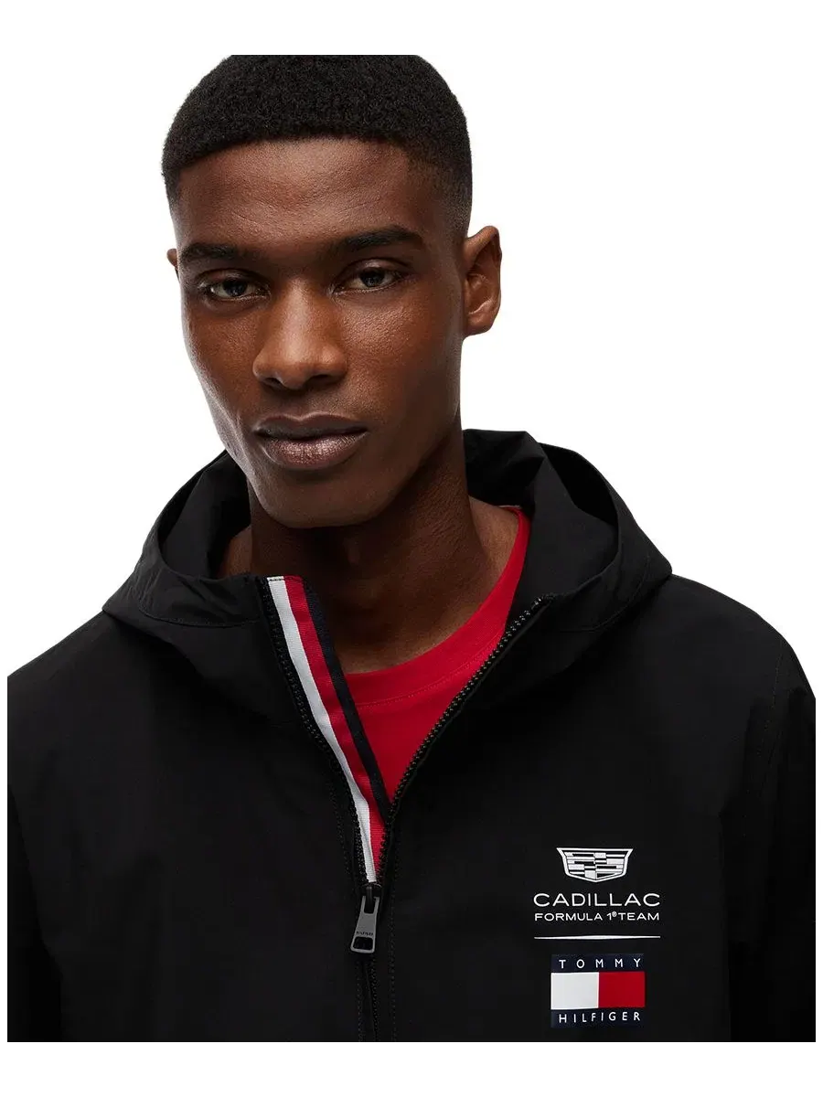Мужская ветровка с капюшоном Cadillac F1 Script Tommy Hilfiger — изображение 3 из 4, черный