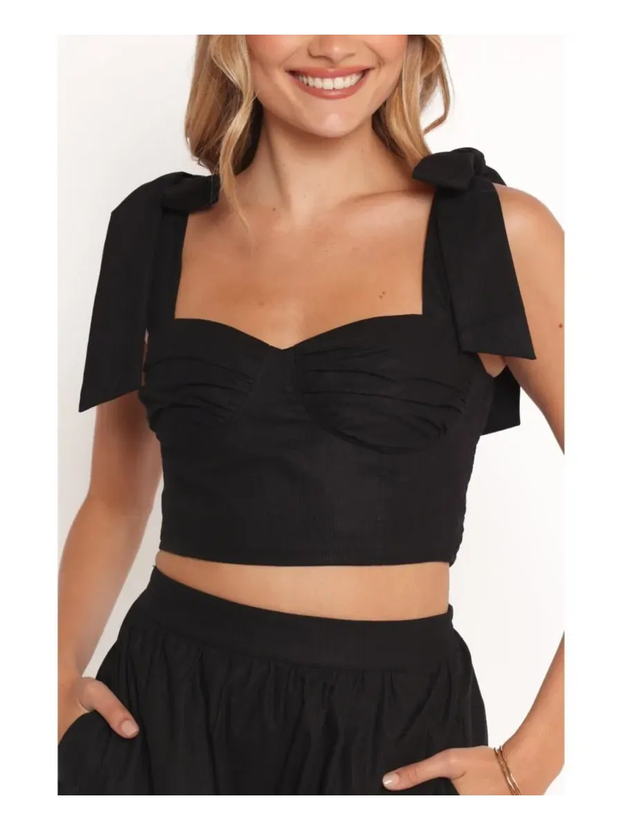 Комплект из топа и шорт с запахом, модель Benji Short Set, бренд Petal and Pup — изображение 3 из 3, черный