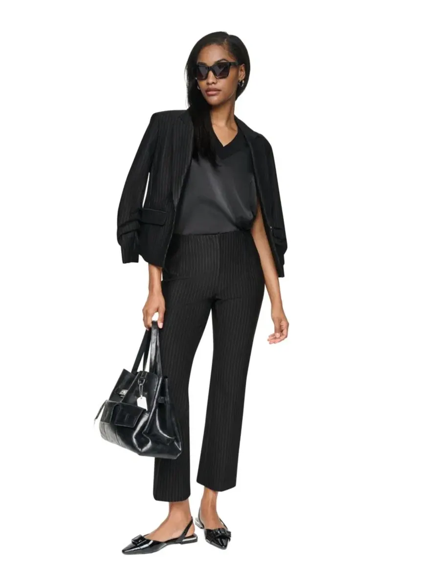 Жакет однобортный с лацканами Petite One-Button Notch-Collar Blazer DKNY — изображение 6 из 8, черный