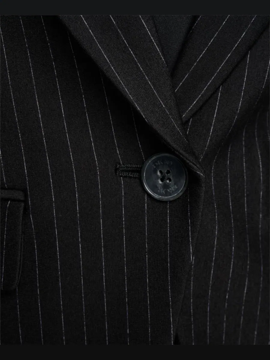 Жакет однобортный с лацканами Petite One-Button Notch-Collar Blazer DKNY — изображение 7 из 8, черный