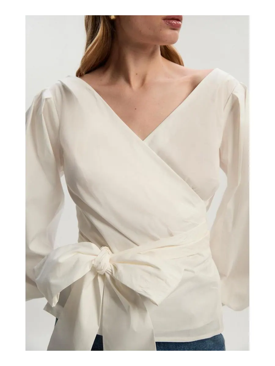 Женская блузка с тканым запахом Karen Millen — изображение 8 из 8, белый