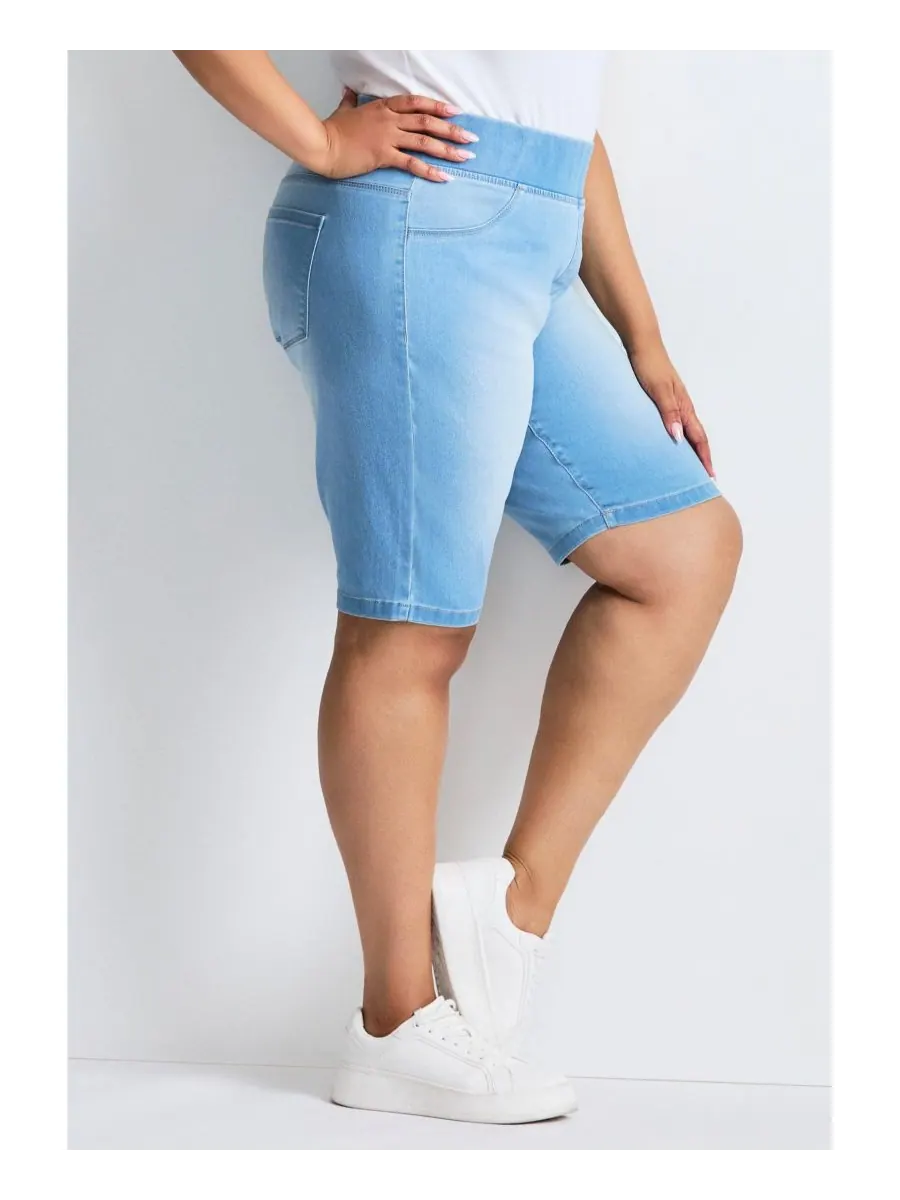 Женские джинсовые шорты Butter Denim Pull On Short AVENUE — изображение 3 из 3, светлая стирка