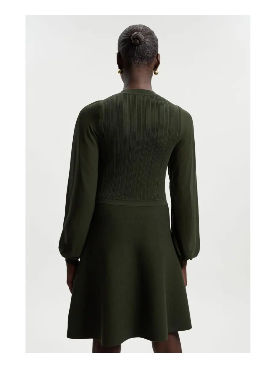 Женское мини-платье из трикотажа с шифоновыми рукавами Karen Millen — изображение 4 из 5, оливковый