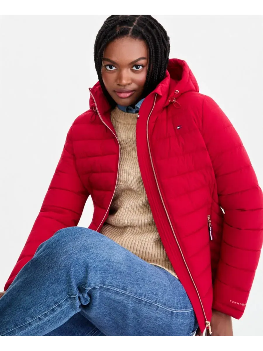 Женское пальто-пуховик с капюшоном, модель Hooded Packable Puffer Coat Tommy Hilfiger — изображение 3 из 5, красный
