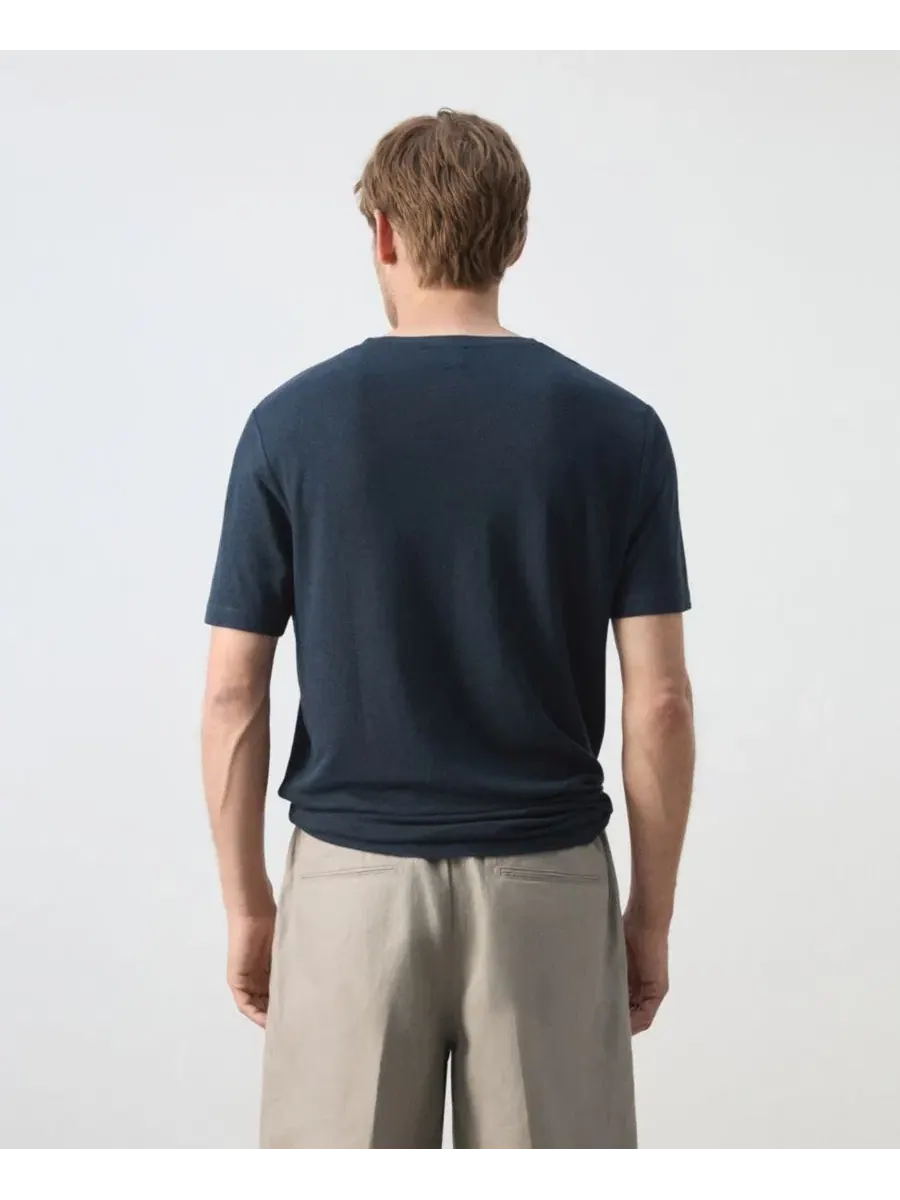 Футболка из льняной смеси с коротким рукавом Slim Fit MANGO — изображение 2 из 3, темно-синий