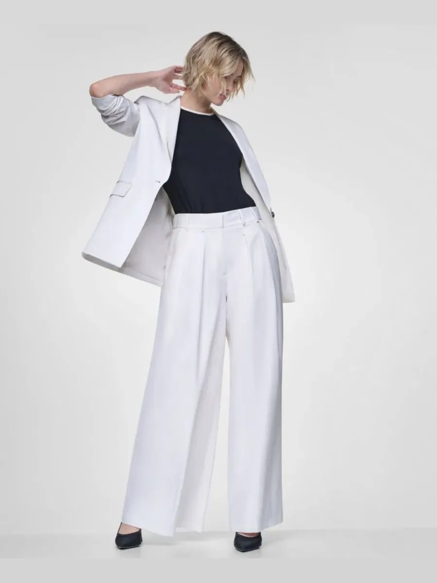 Женский пиджак однобортный Everyday с лацканами DKNY — изображение 3 из 10, белый