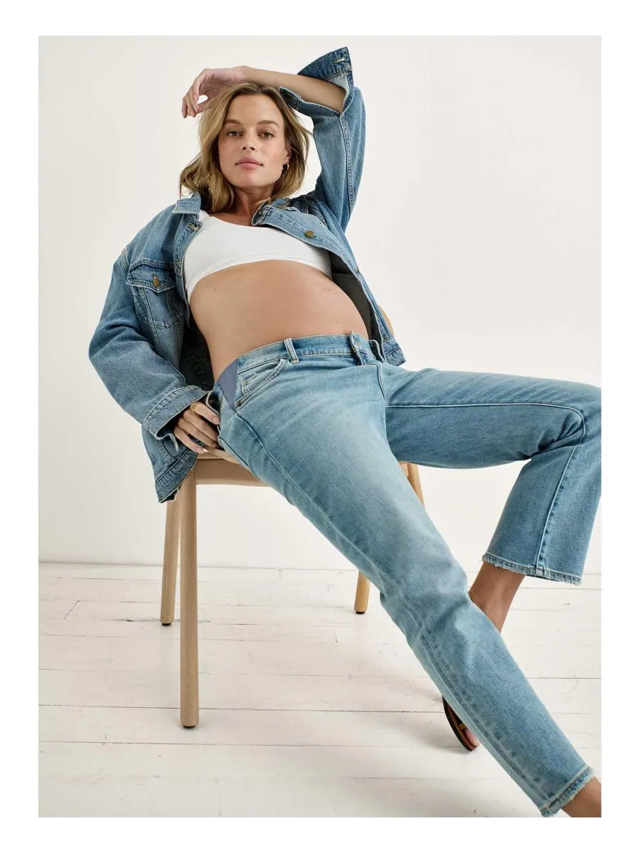 Джинсы для беременных Under the Bump Crop HATCH Collection — изображение 3 из 3, светлая стирка