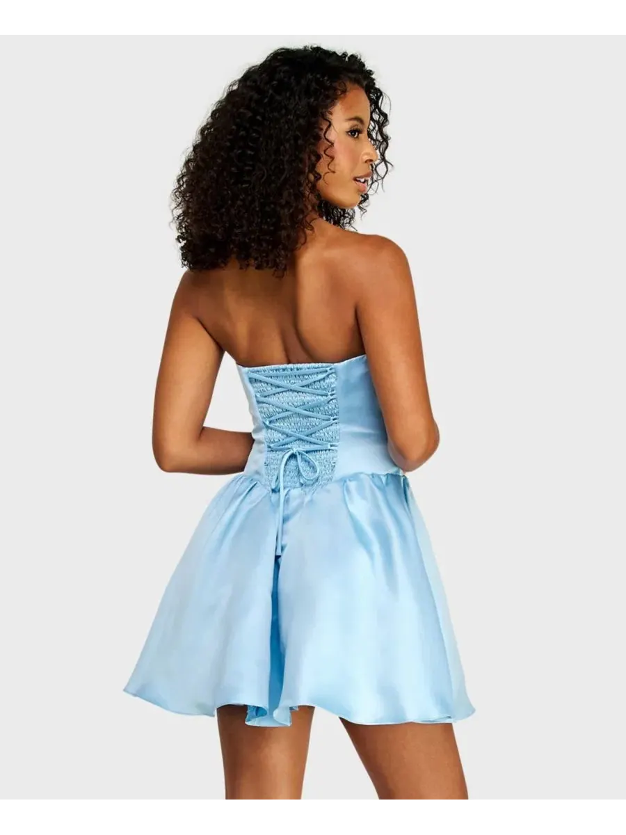 Платье без бретелек с плиссированным лифом и бантом на спине, модель Back Bow Detail Alex & Sophia — изображение 3 из 6