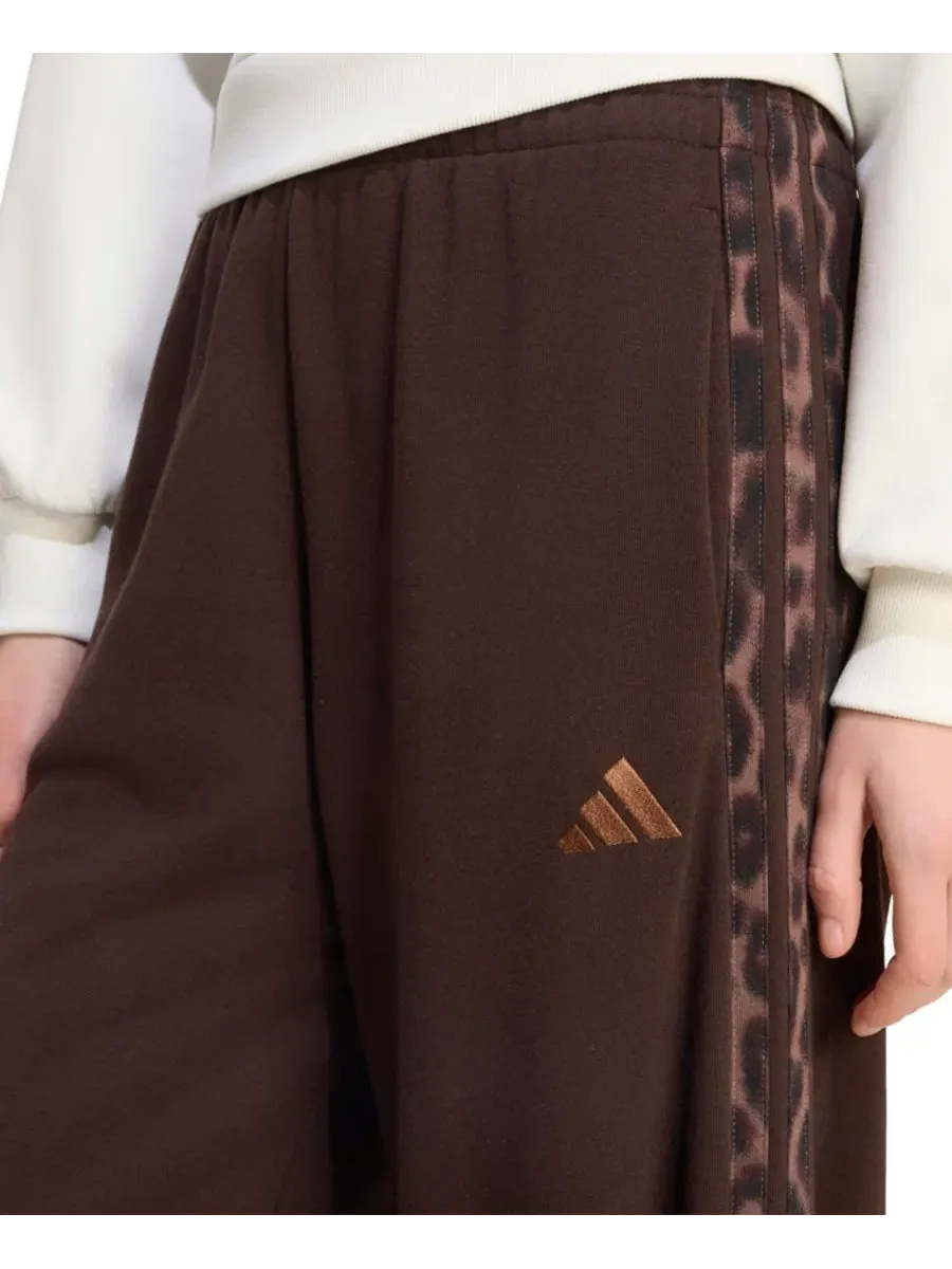 Женские спортивные брюки из французского футера с принтом, модель Animal Print 3-Stripes adidas — изображение 3 из 5, мульти