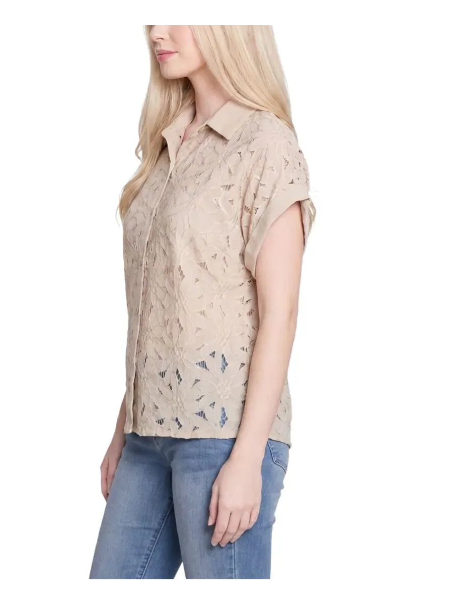 Блуза с коротким рукавом и кружевной вышивкой Petite Short-Sleeve Eyelet Top NY Collection, Doeskin — изображение 2 из 4