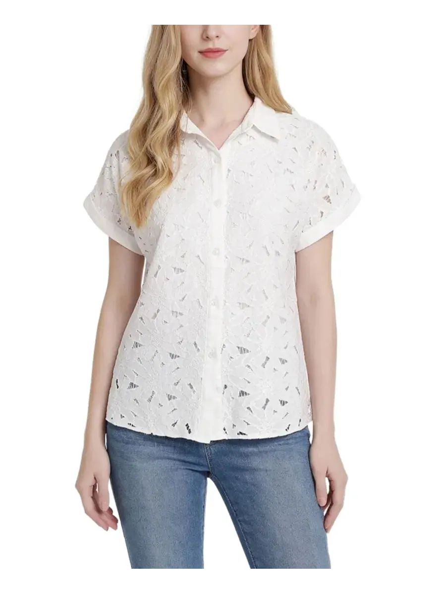 Блуза с коротким рукавом с кружевной вышивкой Petite Short-Sleeve Eyelet Top NY Collection — изображение 1 из 4, белый