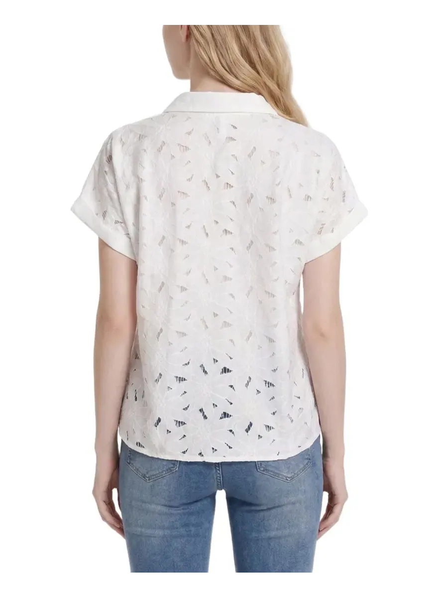 Блуза с коротким рукавом с кружевной вышивкой Petite Short-Sleeve Eyelet Top NY Collection — изображение 4 из 4, белый