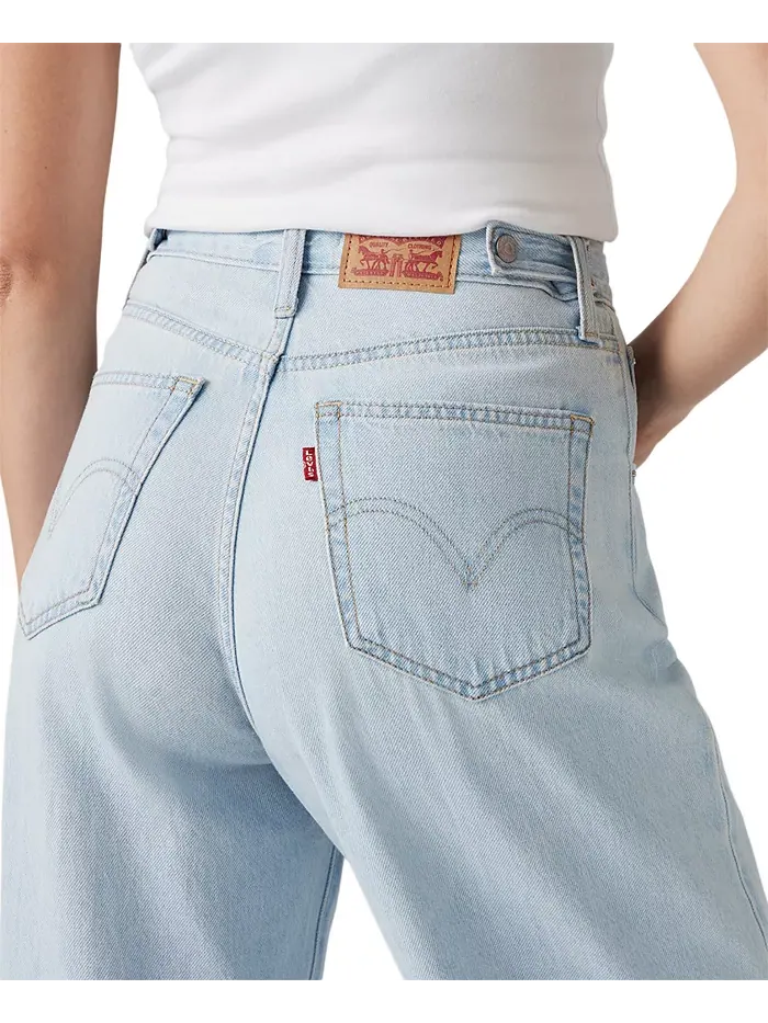 Женские мешковатые джинсы с затягивающейся талией, легкие Levi's — изображение 4 из 5