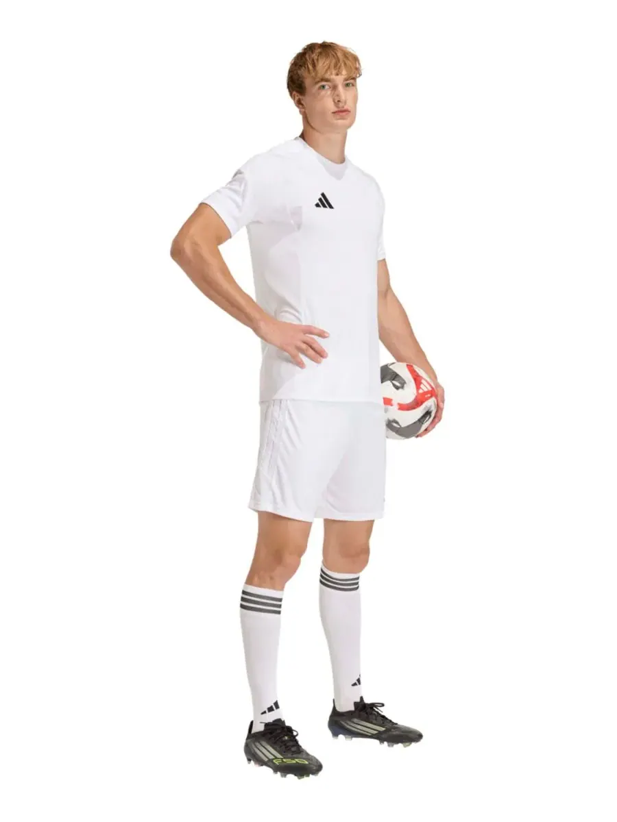 Мужская футболка Tiro 26 League Jersey с круглым вырезом и возможностью надевания Adidas — изображение 2 из 3, белый