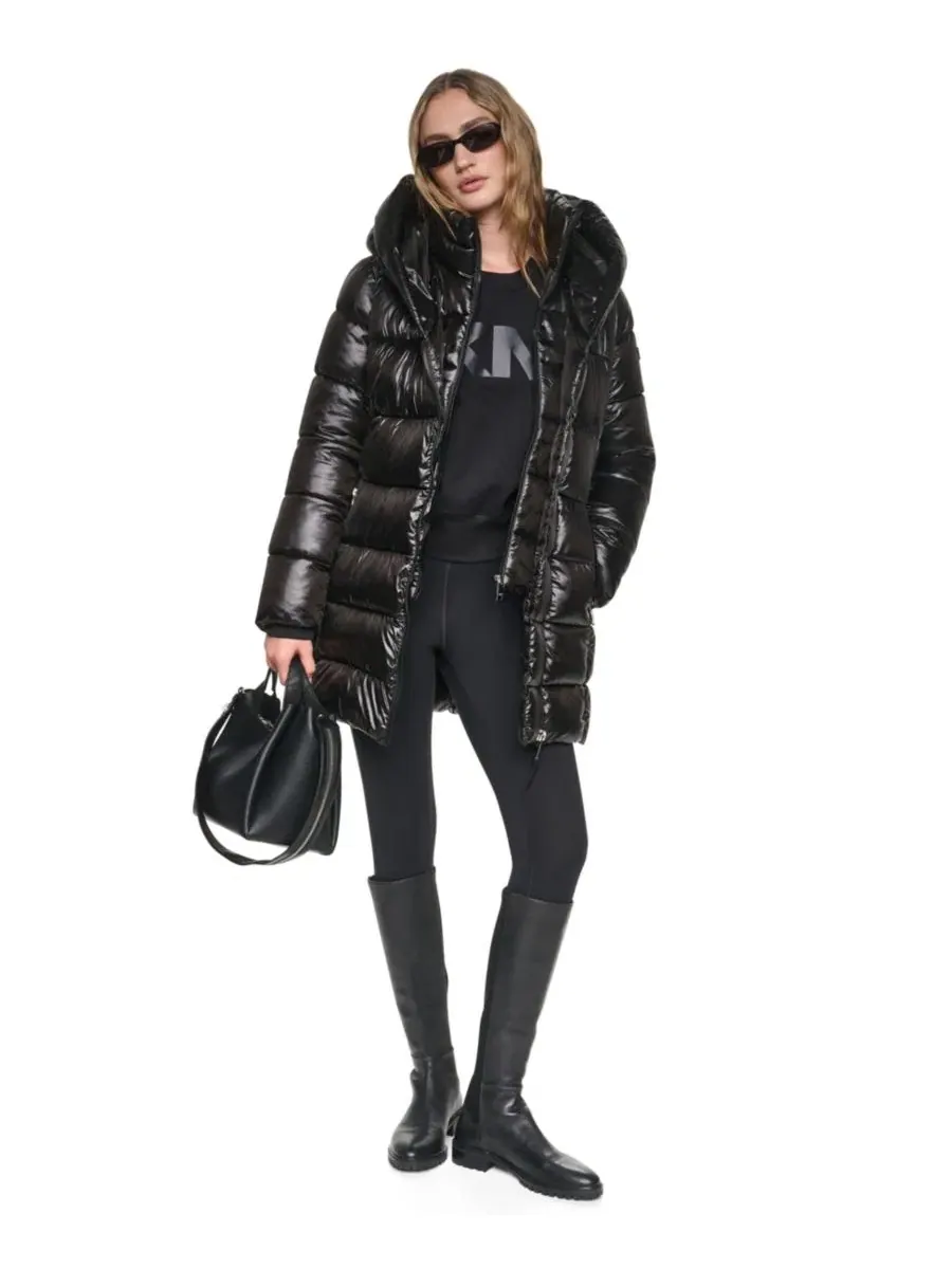 Женское пальто-пуховик с капюшоном и нагрудником Pearlized Hooded Walker with Bib DKNY — изображение 6 из 7, черный