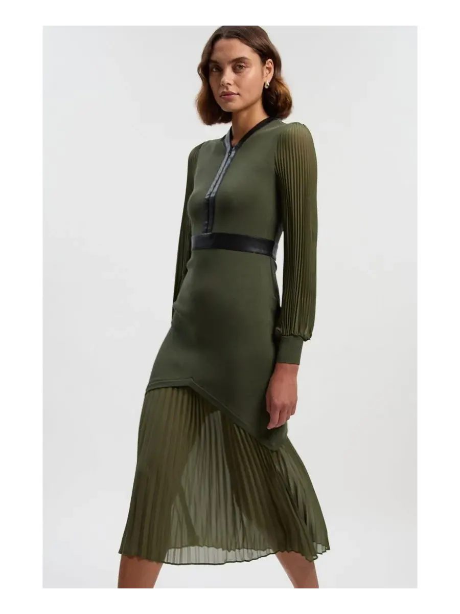 Женское платье с рукавами из искусственной кожи и плиссировкой Karen Millen