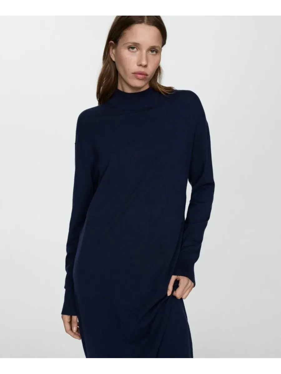 Платье оверсайз с высоким воротником, с разрезом по бокам, модель Round-Neck Knitted MANGO — изображение 2 из 13