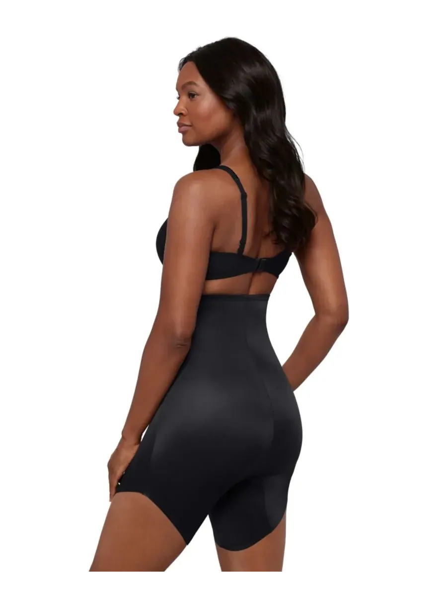 Эффектные короткие шорты с косым низом и завышенной талией, модель 2448 Miraclesuit — изображение 2 из 4, черный