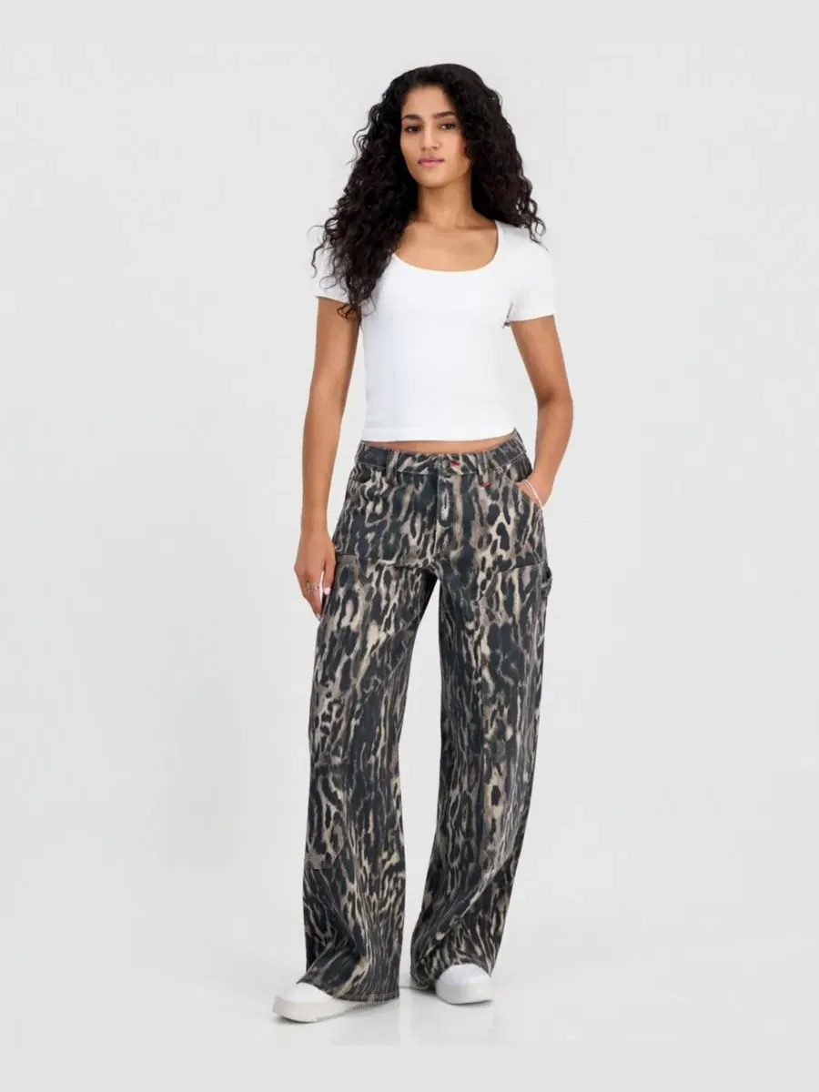 Джинсы-карго с широкими штанинами Juniors' High-Rise Ultra 90s Wide-Leg Carpenter Jeans Madden Girl