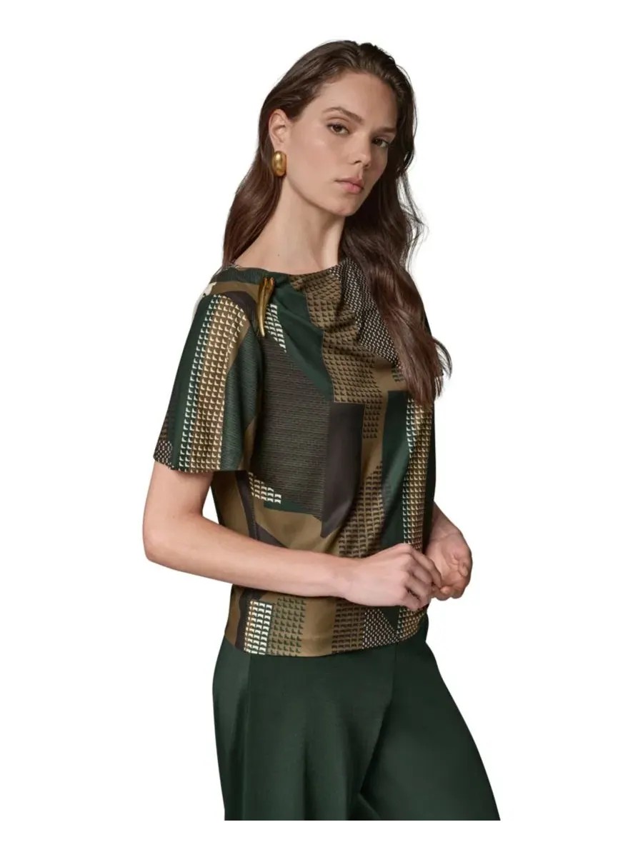 Женский топ с принтом, лодочка, с коротким рукавом-колокол Donna Karan New York — изображение 3 из 8, оливковый/черный