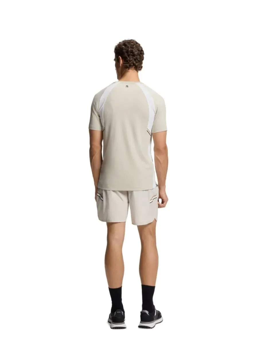 Футболка с коротким рукавом и контрастным логотипом Four-Way Stretch Slim-Fit Hugo Boss — изображение 3 из 5, бежевый