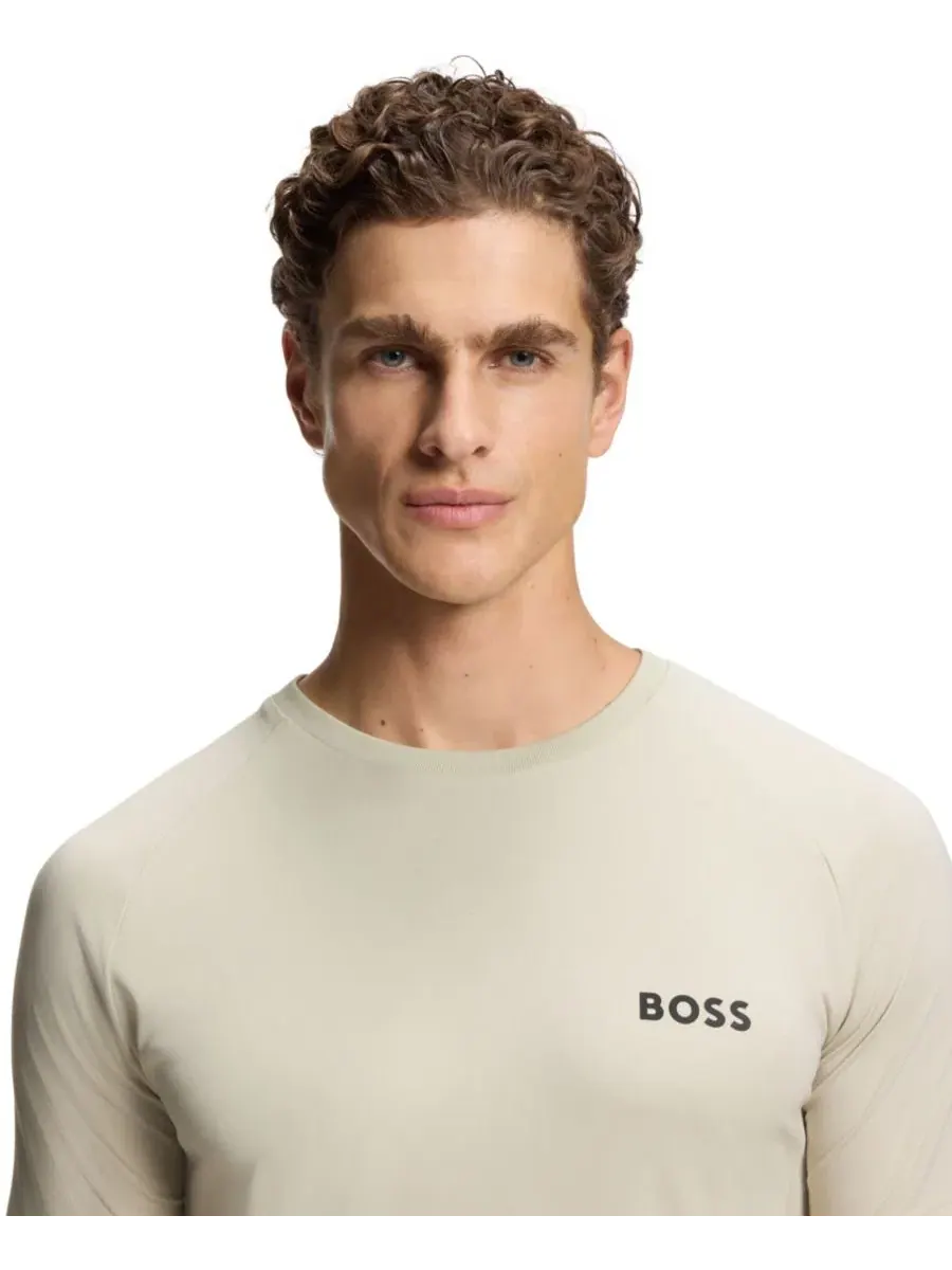Футболка с коротким рукавом и контрастным логотипом Four-Way Stretch Slim-Fit Hugo Boss — изображение 5 из 5, бежевый