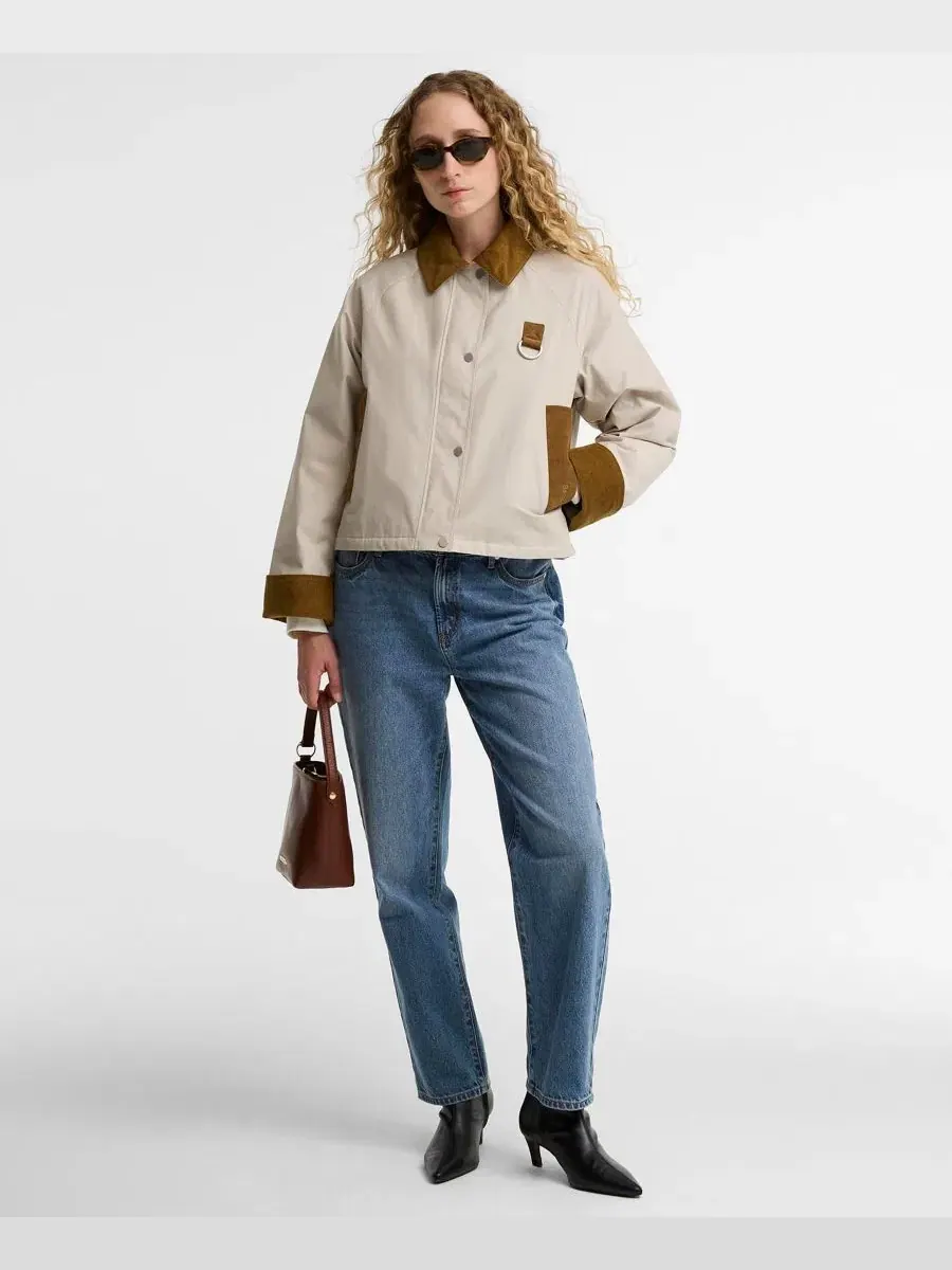 Женская куртка-кроп Wendy с отделкой шнуром, бренд Barbour, Цвет Mist/Birch — изображение 5 из 6