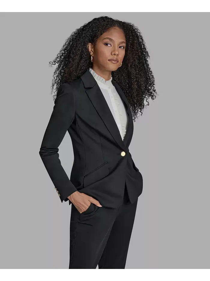 Женская куртка с подкладкой на плечах и одной пуговицей BCBG — изображение 6 из 7, черный