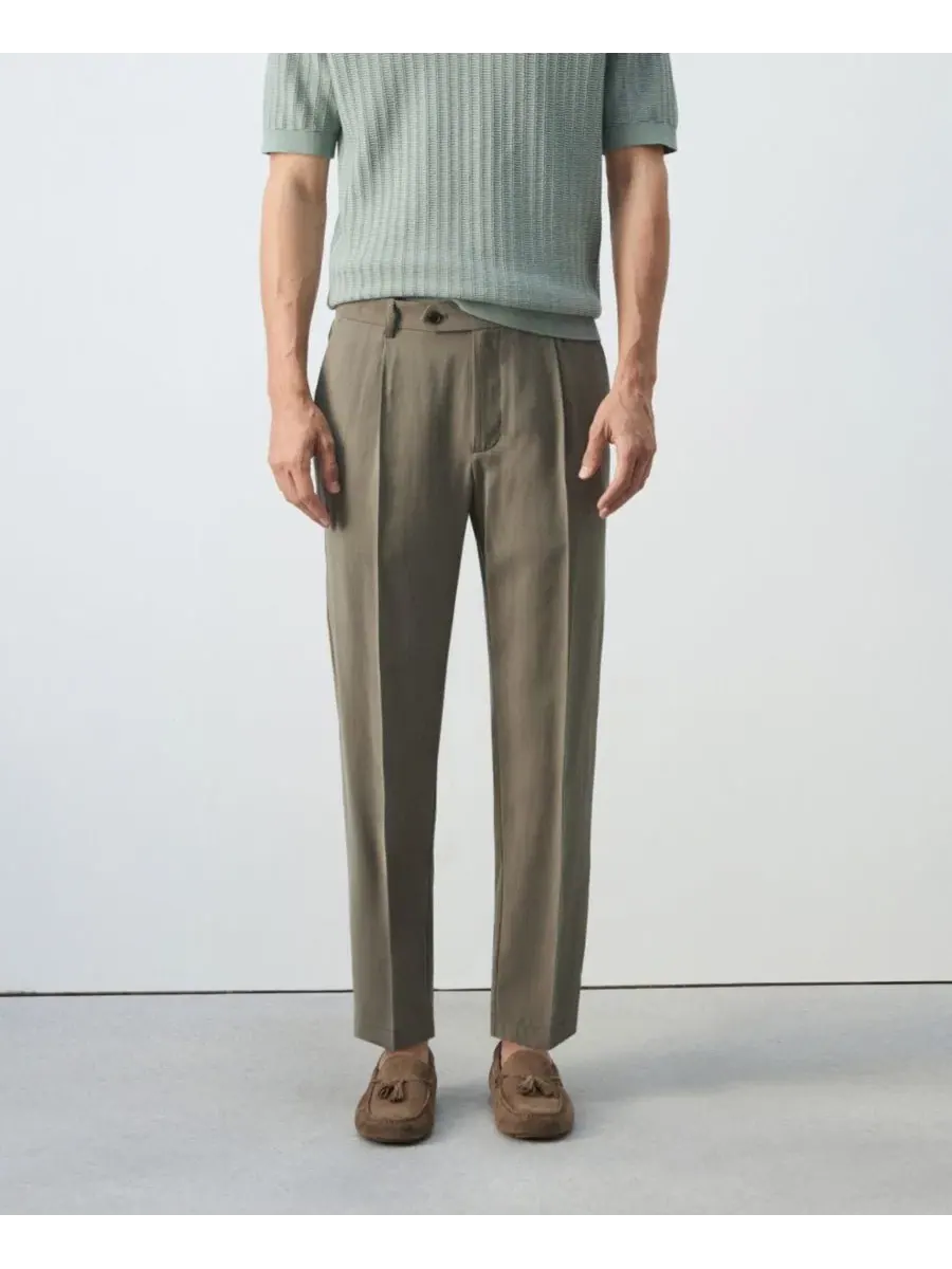 Брюки классические со складками, модель Regular-Fit Pleated MANGO — 2