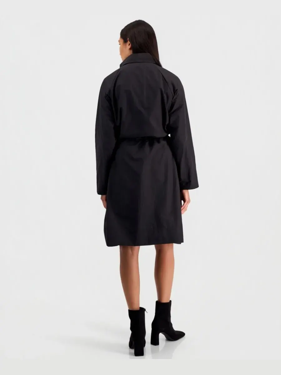 Пальто женское с высоким воротником-драпировкой и съемным поясом Eileen Fisher — изображение 5 из 5, черный