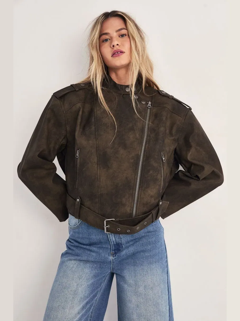 Женская укороченная байкерская куртка Nasty Gal — изображение 2 из 7, оливковый