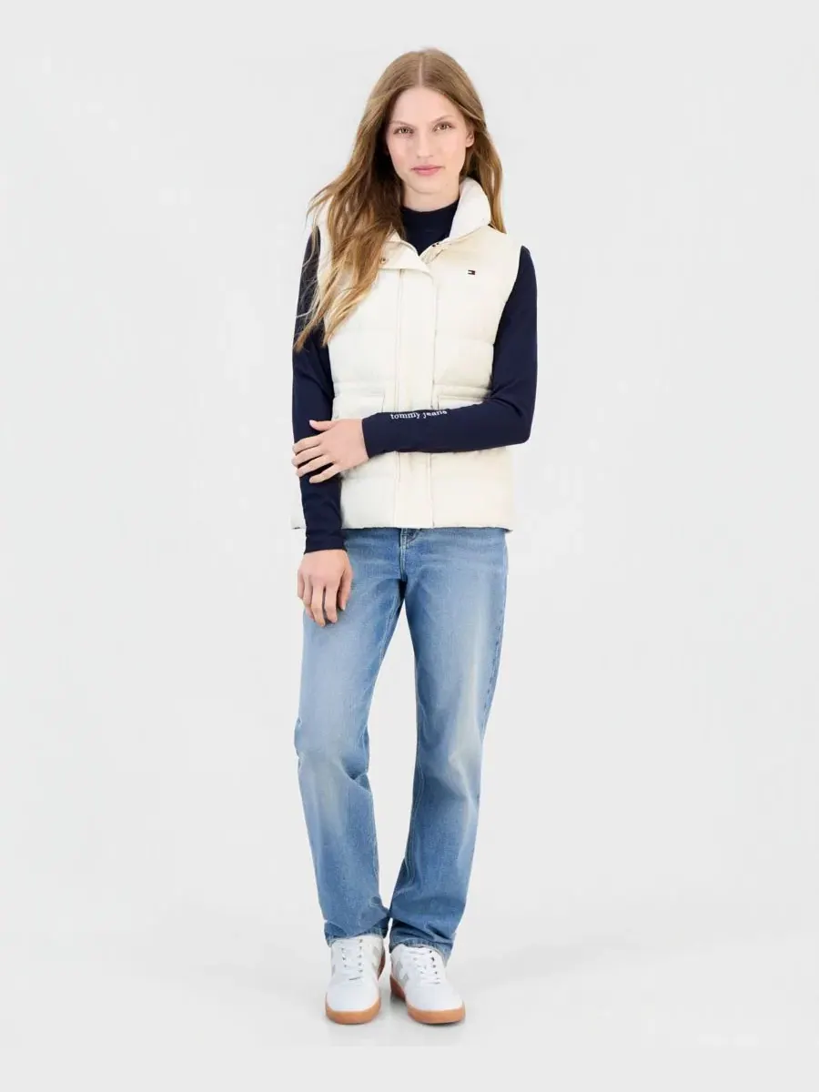 Жилет стеганый с воротником-стойкой, модель Packable-Puffer Tommy Hilfiger — изображение 1 из 3, кремовый