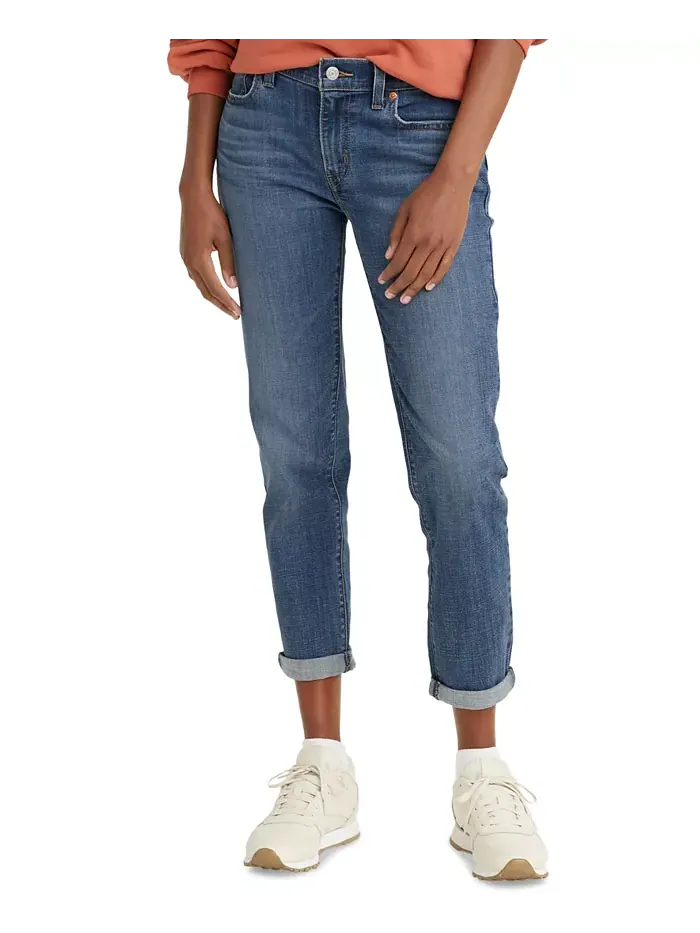 Женские джинсы свободного кроя Boyfriend с зауженными штанинами Levi's